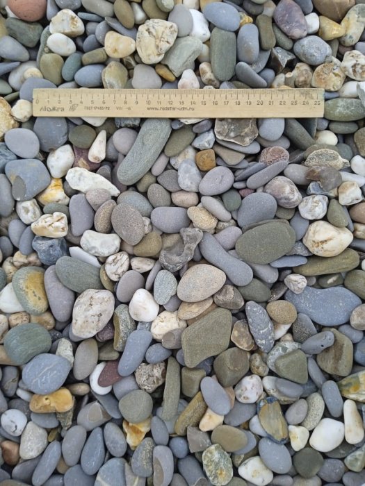Галька крымская прибрежная фр. 20-40 мм.  купить с доставкой в Ставрополю фото 