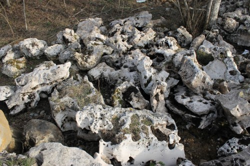  Выветренный известняк (степной) фр. 500-1500 мм.  купить в Ставрополе    8 500 руб/т   фото 