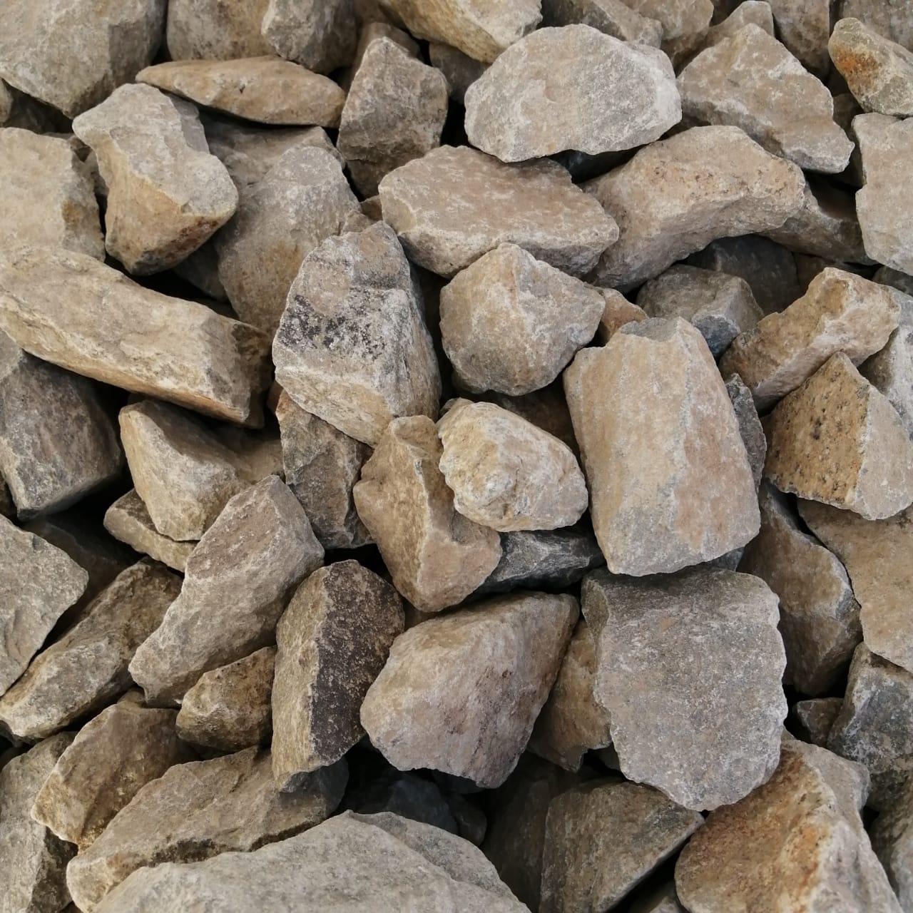 фото Габбро-диабаз  (фр. 70-100 мм)  купить в Ставрополе в интернет-портале 