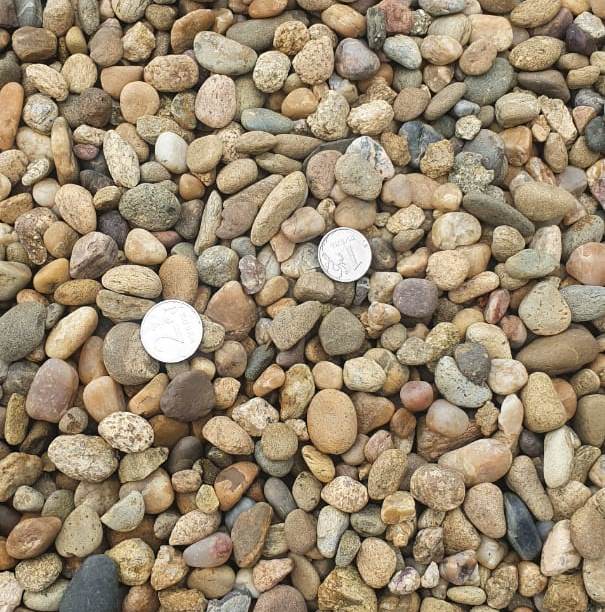  Галька окат (серо-желтая) фр.10-20 мм. купить   в Ставрополе галька серо-желтая, рыжая, серый речная окатанная округлая галька 4000 руб/т   фото 