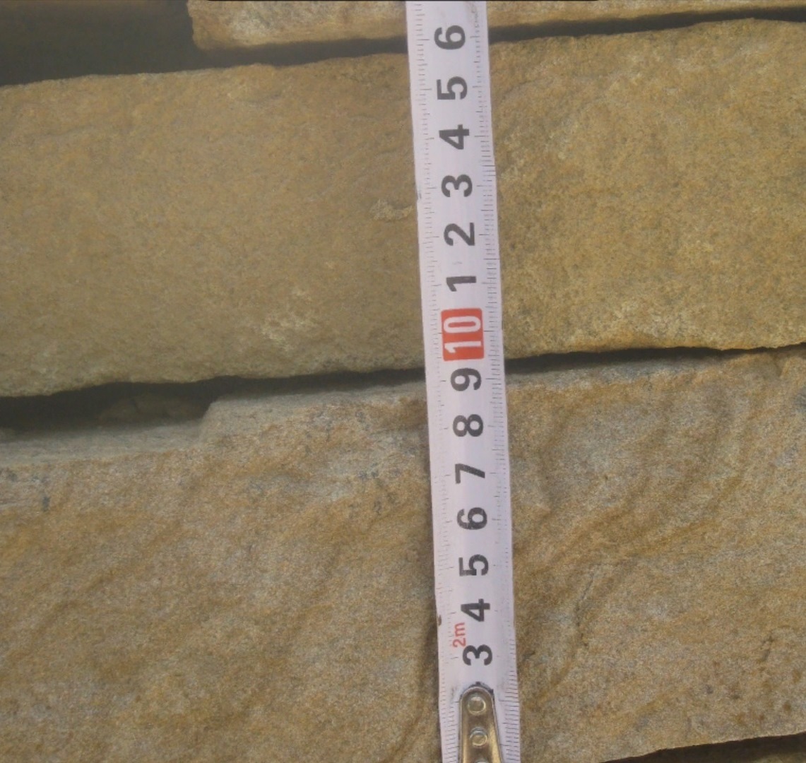 Песчаник пластушка желтый с рисунком (7-15 см)  купить  в Ставрополе плитняк - пластушка - бут желтый песчаник 8 000 руб/м3   фото 