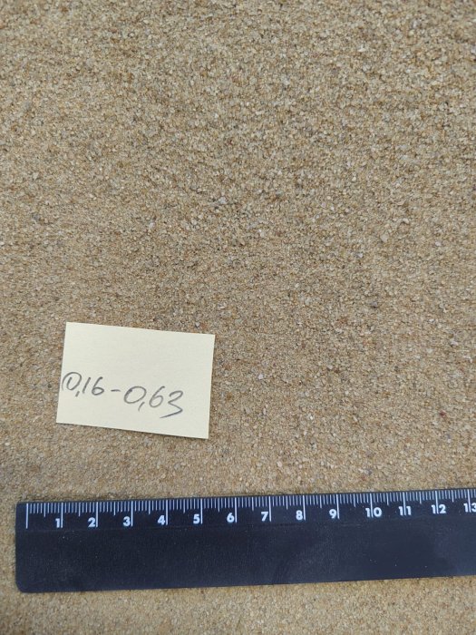 Кварцевый песок для площадок фр. 0,16-0,63 мм.  купить в Ставрополе фото 