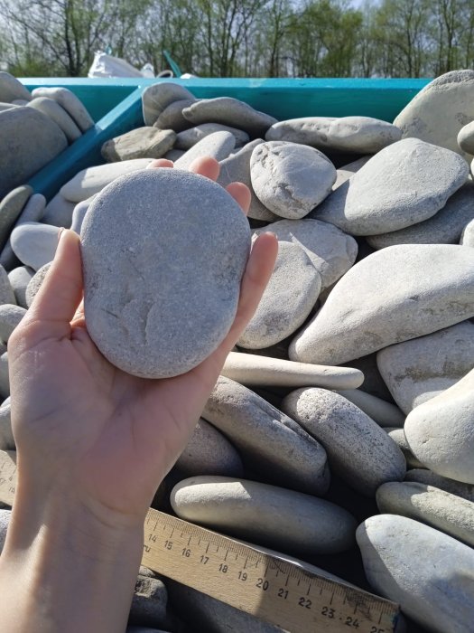 Галька черноморская фр. 100-150 мм.  купить с доставкой в Ставрополю фото 