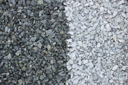  Щебень крошка зеленый (змеевик) фр. 10-20 мм.  купить  в Ставрополе змеевик зеленый, салатовый декоративная ландшафтная каменная крошка щебня 7 200 руб/т   фото 