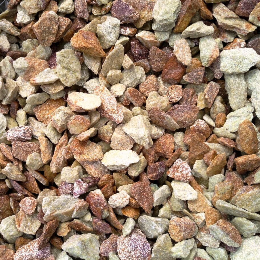  Щебень крошка желтый (ЗЛАТОЛИТ) фр. 20-40 мм.  купить  в Ставрополе златолит бежевый, золотистый, желтый декоративная каменная крошка 8 000 руб/т   фото 