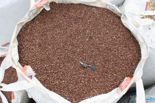  Мраморная крошка (щебень крошка розовый) фр. 5-10 мм.  купить  в Ставрополе мрамор розовый, красный щебень колотый ландшафтный декоративный  7700 руб/т   фото 