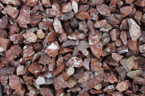  Мраморная крошка (щебень крошка розовый) фр. 20-40 мм.  купить  в Ставрополе мрамор розовый, красный мраморная крошка декоративная 7700 руб/т   фото 